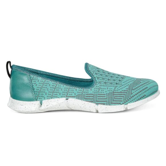 ECCO Women's Intrinsic Karma Slip On - Picture 3 of 8